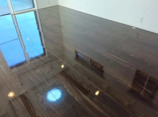 愛知県豊川市で施工したフローリングのワンラブコート事例サムネイル