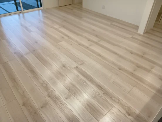 愛知県尾張旭市で施工したフローリングのaquaコート事例サムネイル