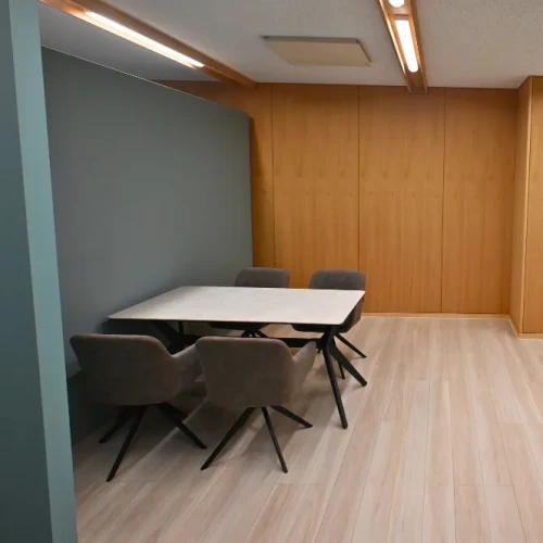 株式会社COLOR 東京ショールーム｜床・フロアコーティングを中心に快適な住まい情報を発信します